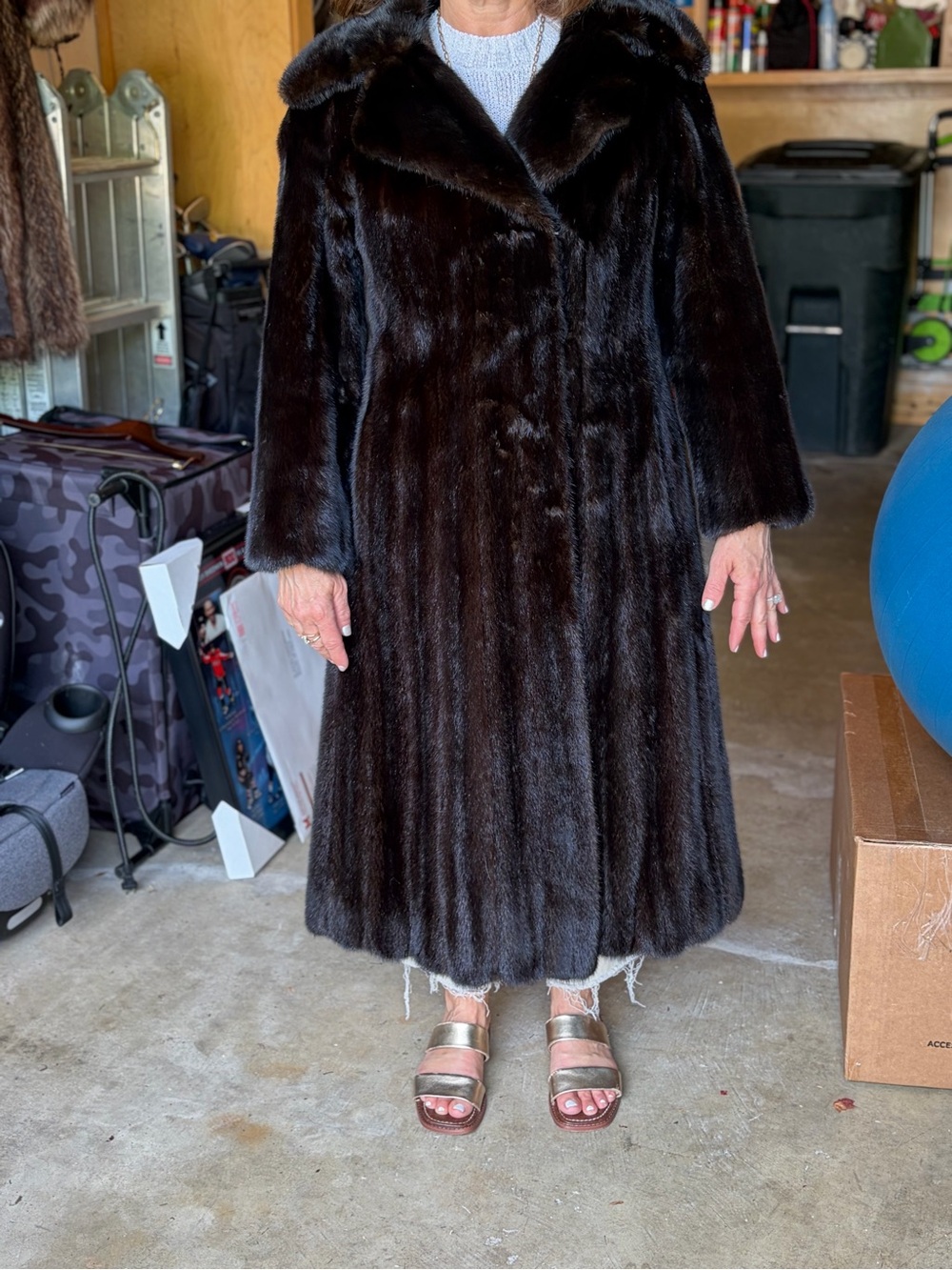Women’s Brown Mink  Coat - Brown